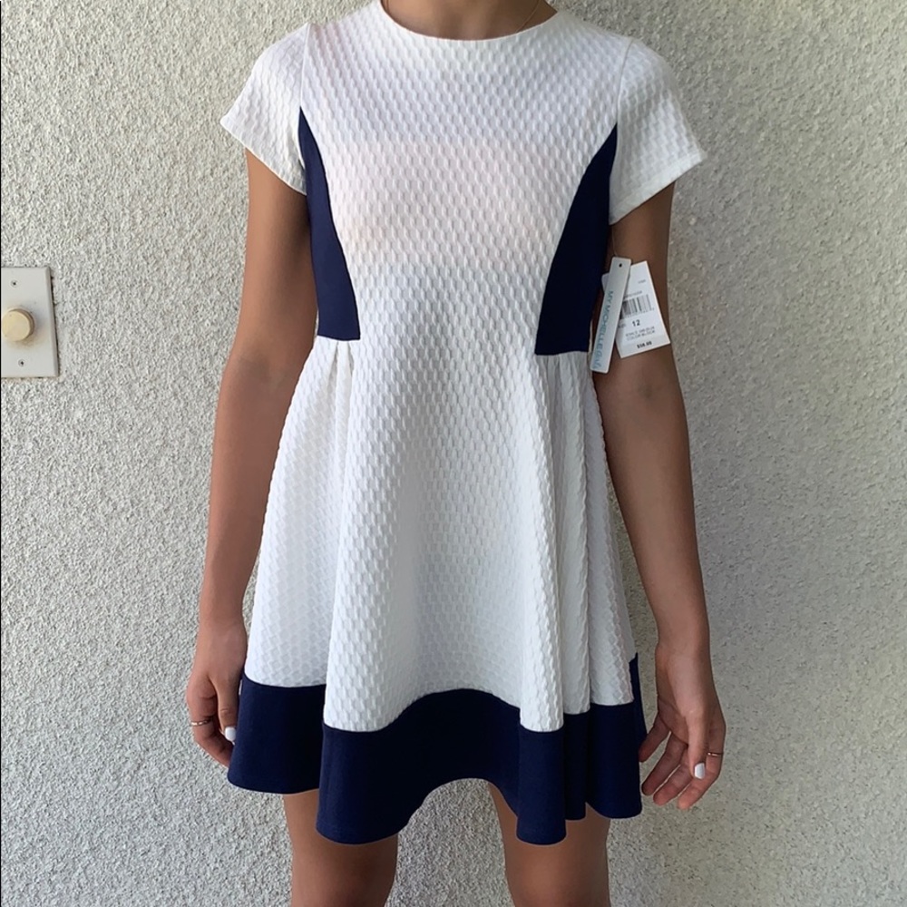 Kohl’s White and Navy Dress